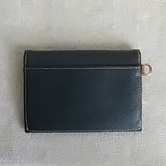 ⏳Clearance - Authentic Dooney & Bourke card clutch - Picture 2 of 4